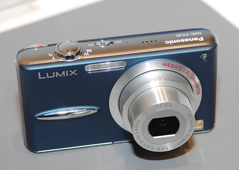 LUMIX DMC-FX30