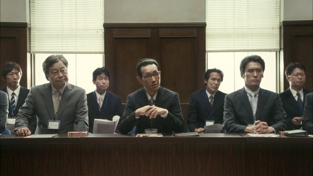 グリコ・アーモンドピーク新TV-CMオリエン篇：宣伝部長「なしです」
