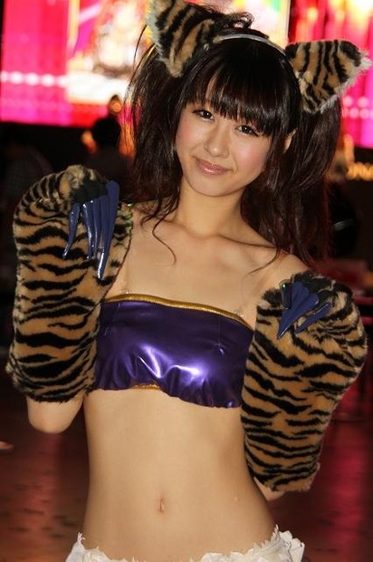 【TGS 2012】ビジネスデーを彩ってくれたコンパニオンたち、DAY2編