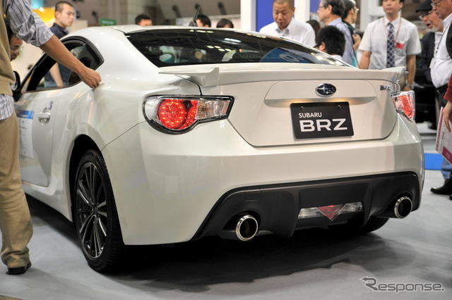 運転補助装置付きスバルBRZ