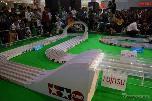ミニ四駆日本一が決定…13年ぶり全国大会にかつてのファン集まる