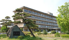 新潟大学