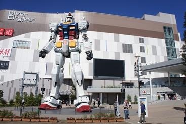 こちらは実物大ガンダム