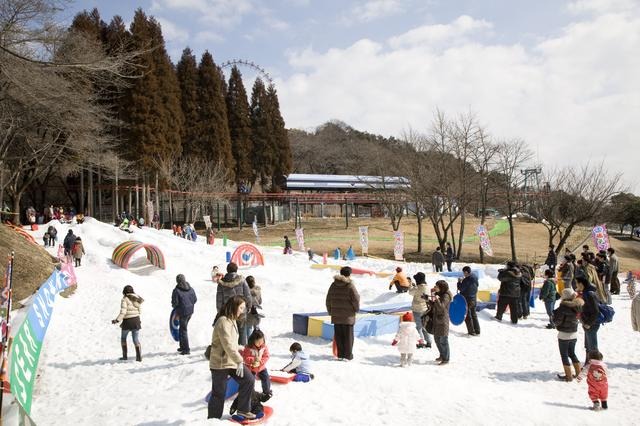 さがみ湖雪遊び広場