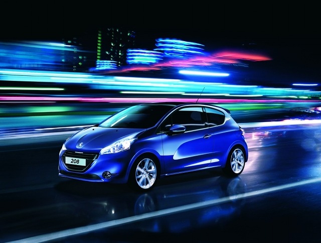 「NEW PEUGEOT 208」