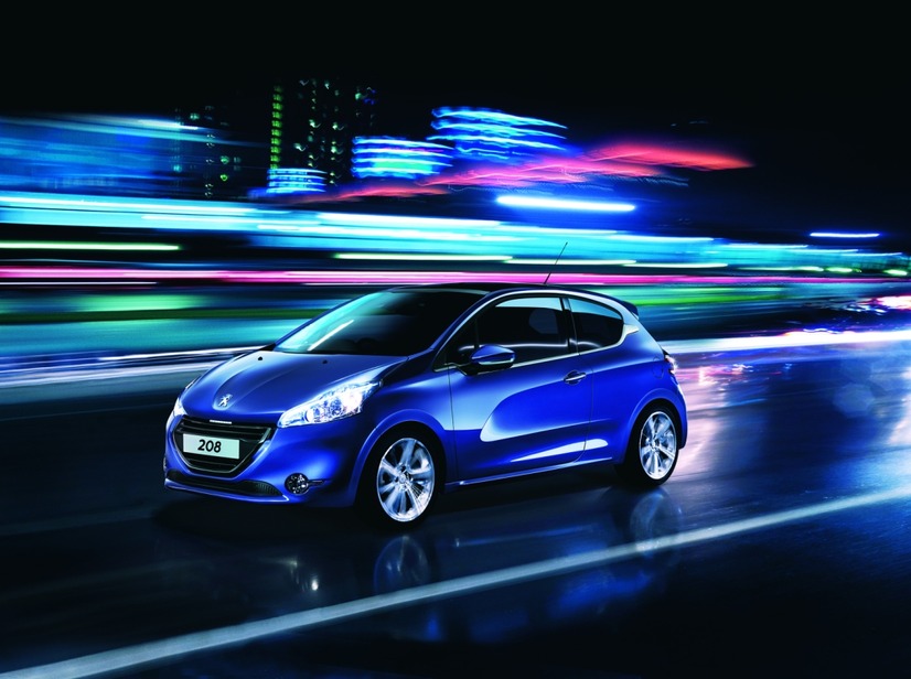 「NEW PEUGEOT 208」