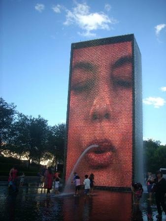 Crown Fountain / シカゴ