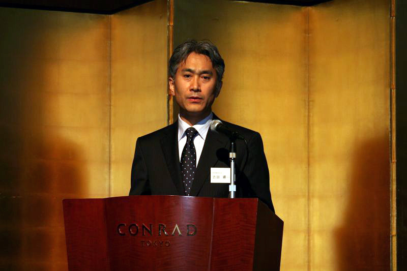 ソネットエンタテインメント代表取締役社長の吉田憲一郎氏は「ネットワークエンタテインメントの“トップニッチ”を目指す」と語った