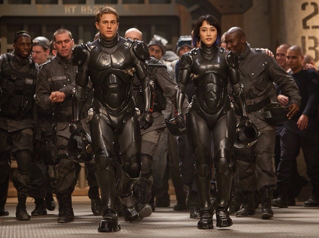 『パシフィック・リム』　(c) 2012 WARNER BROS.ENTERTAINMENT INC.AND LEGENDARY PICTURES 