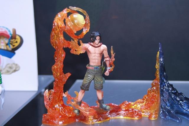 【ジャンプフェスタ2013】悟空がかっこよすぎる・・・。フィギュアの展示もゲームに負けない盛り上がり