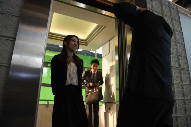 『ワンダ モーニングショット』、新TVCM「朝の元気」メイキング
