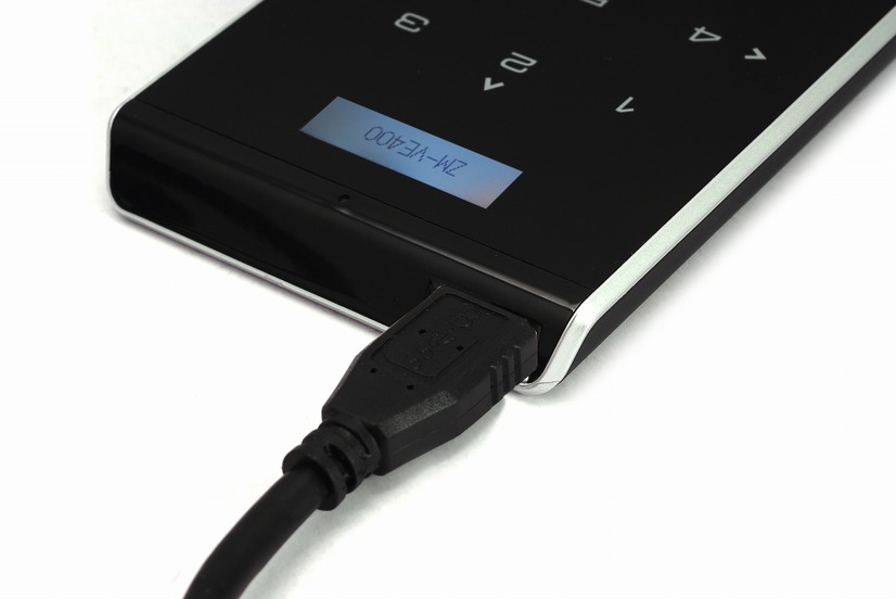 インタフェースはUSB 3.0