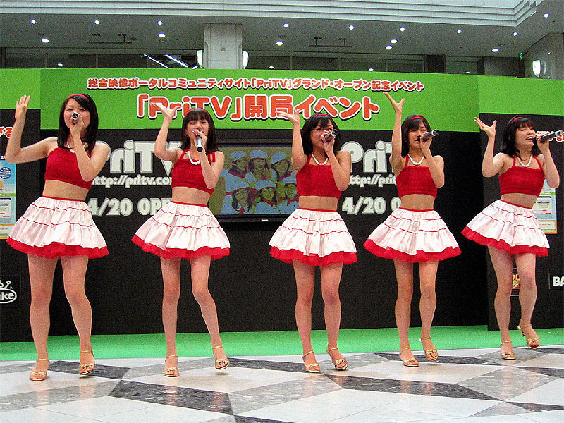 「ヤングDAYS!!」を熱唱