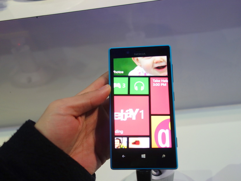 Lumia 720