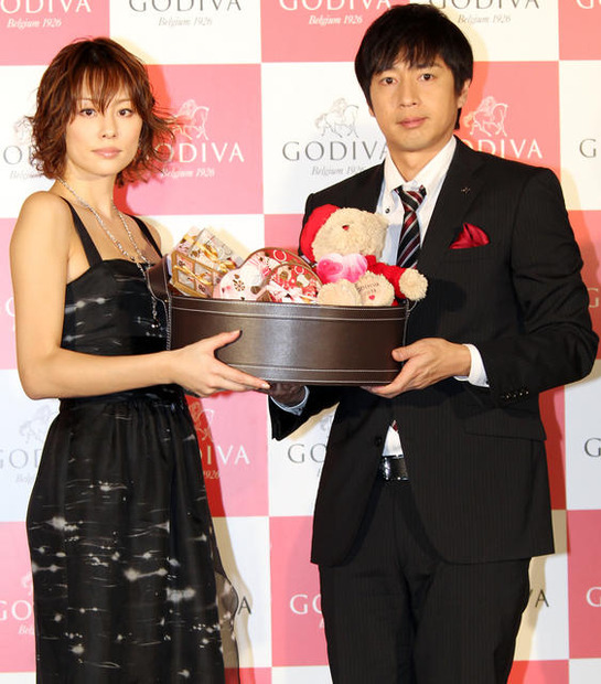 米倉涼子＆徳井義実 ＠ 「GODIVA White Day 2013～Hunter of Love」