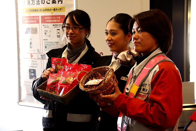 JAL「ひなまつりフライト」