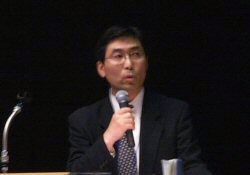 富士通 ネットワークサービス事業本部 FENICSシステム統括部長 
香川進吾 氏