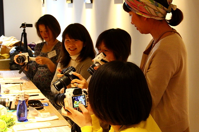 「ママ写真部のお部屋」講習会・撮影会　《写真　大野雅人》