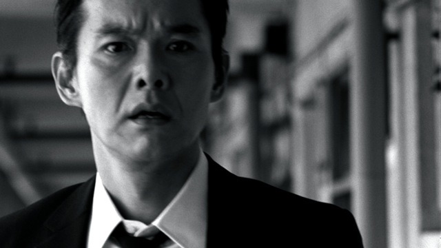 大人ワンダCM 『大人の迷宮』編