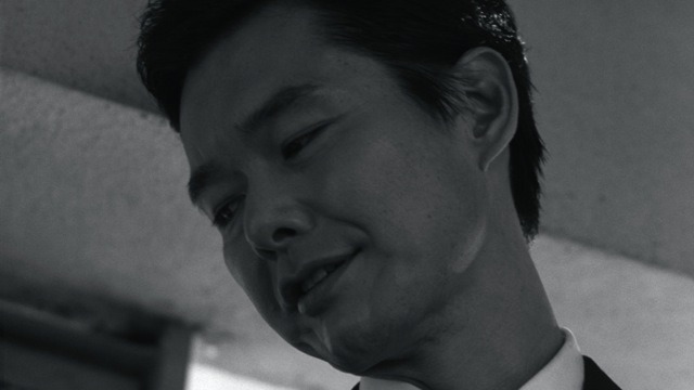 大人ワンダCM 『大人の迷宮』編