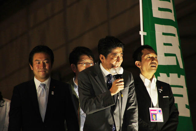 【ニコニコ超会議2】安倍晋三首相が来場「ネットの力で返り咲けた、まだまだ戦い抜く」
