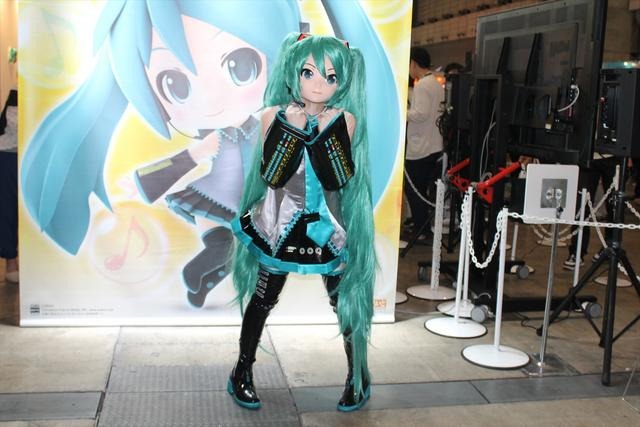 【ニコニコ超会議2】ただでさえ天使のミクさんが地上に舞い降りたので写真におさめてみた
