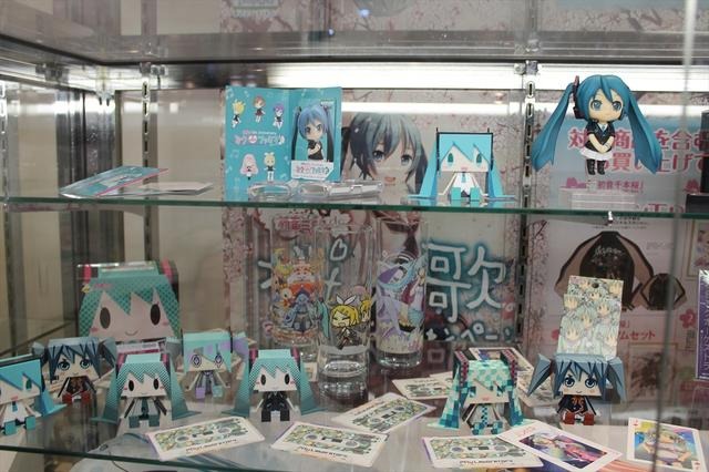 【ニコニコ超会議2】ただでさえ天使のミクさんが地上に舞い降りたので写真におさめてみた