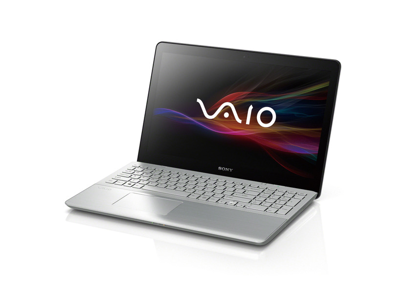 「VAIO Fit 15」シルバーモデル