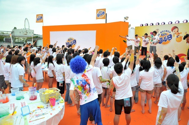 「ファンタ カラフルフェス」（5月25日）