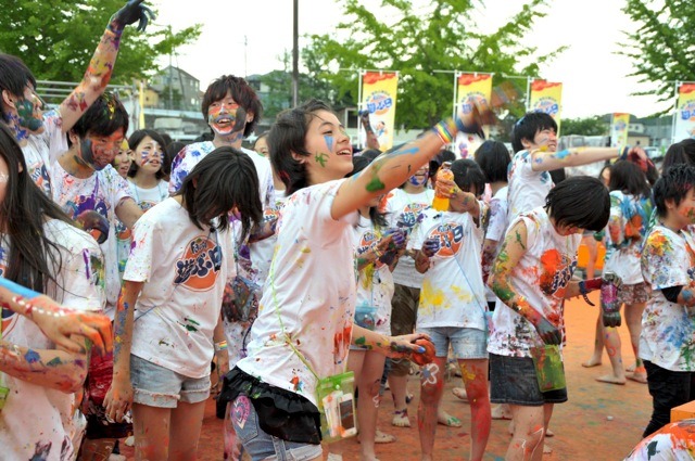 「ファンタ カラフルフェス」（5月25日）