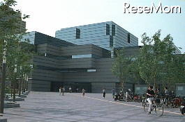 大阪府立中央図書館