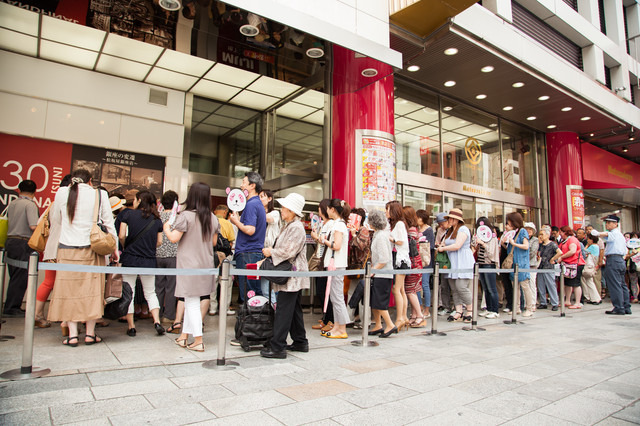 開店は15分早まり、9時45分に