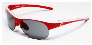 「JINS SPORTS×carp」サンバイザーや帽子着脱時も邪魔にならないストレートテンプルと「可変式」のノーズパッド