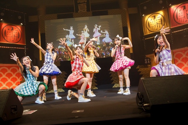 センチュリーホール公演でのチームしゃちほこ