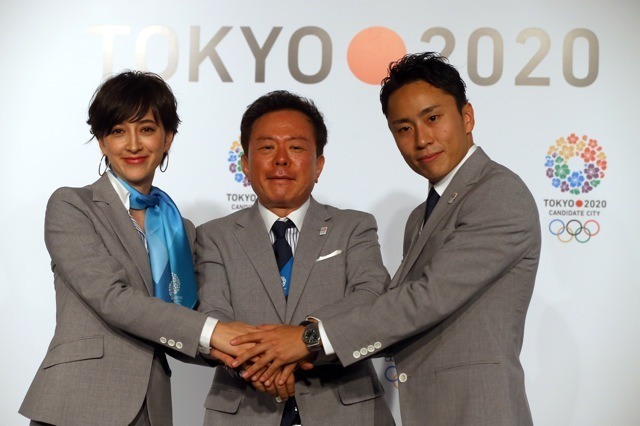 IOC総会に出席した猪瀬知事（中央）と太田選手（向かって右）　(C) Getty Images
