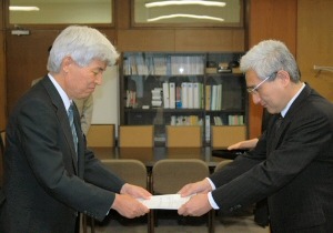 関東総合通信局、モバイル放送に免許を交付。試験放送も拡大
