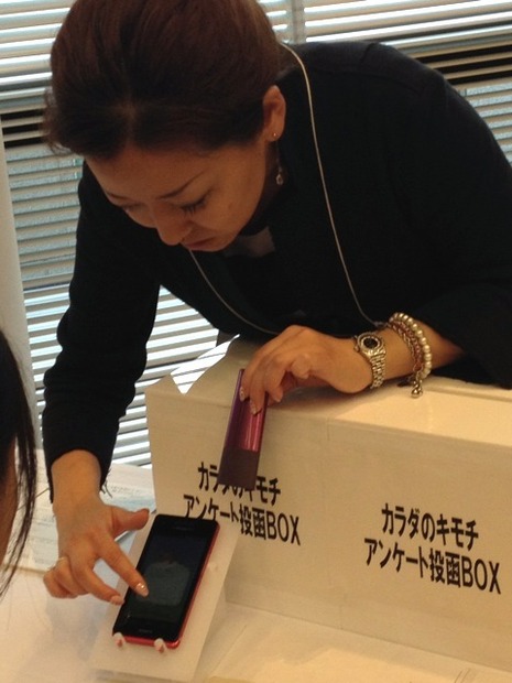「いつかママに！　働く女性のココロとカラダ磨き」ドコモ・ヘルスケアブースの様子