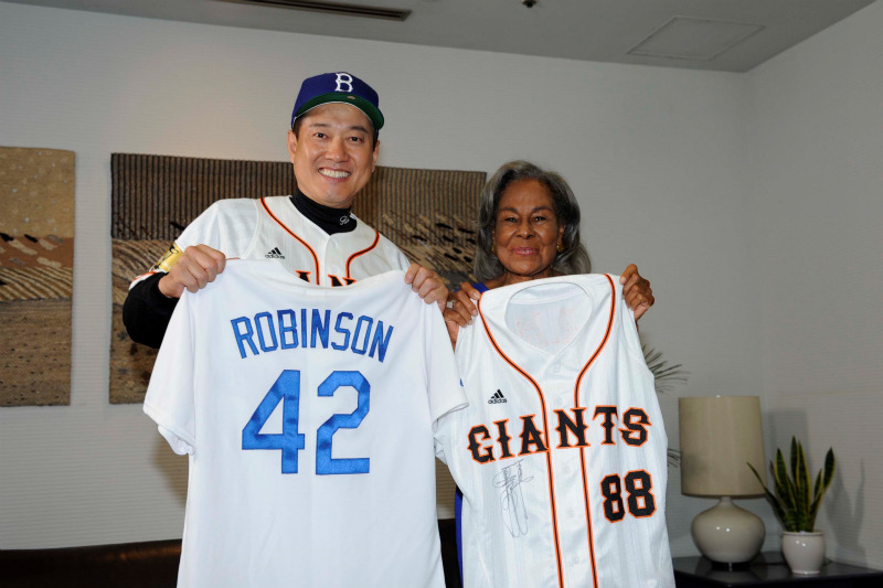 原監督とレイチェル・ロビンソン