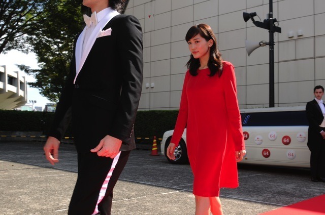 第64回NHK紅白歌合戦の紅組司会、綾瀬はるか