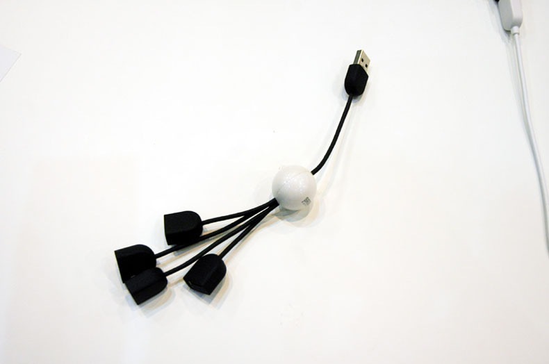 サンワサプライ USB2.0ハブ「USB-HUB234シリーズ」