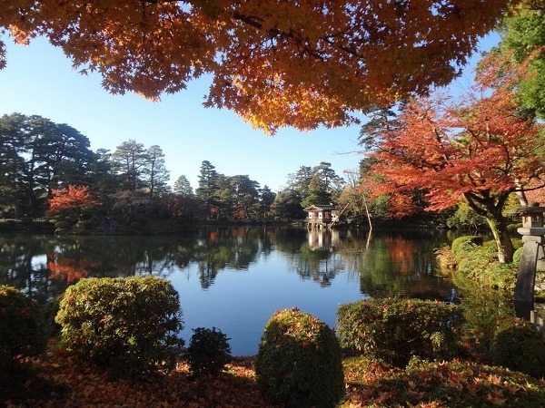 「兼六園」（石川県）