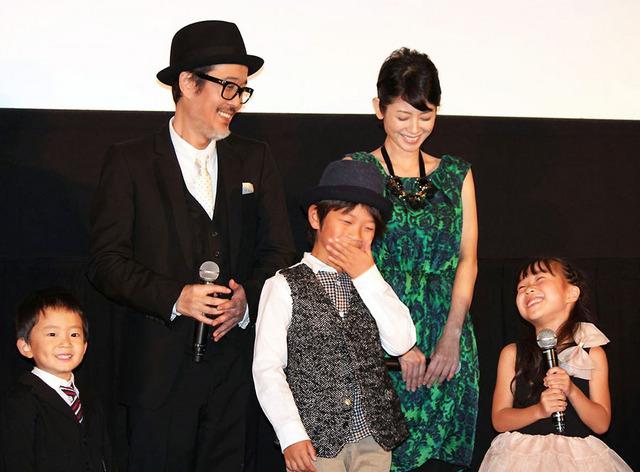 真木よう子＆リリー・フランキー＆黄升げんくん＆滝沢美結ちゃん＆押場大和くん／『そして父になる』初日舞台挨拶