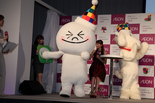 LINEのキャラクター「ムーン」