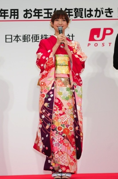 篠田麻里子
