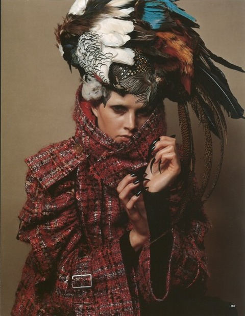 「KATSUYA KAMO EXHIBITION 100 HEADPIECES」