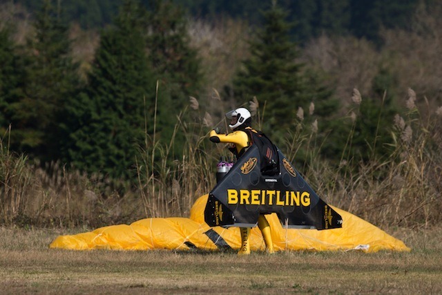 ジェットマン　(C) Bernet/Breitling SA