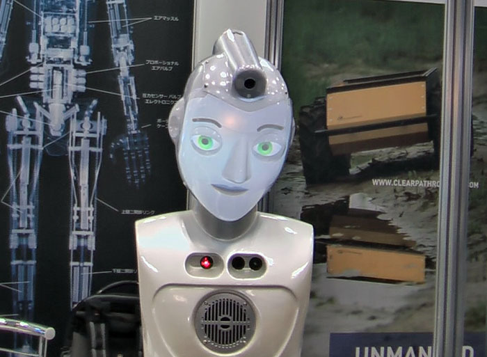 「勝率100％じゃんけんロボット」「ネイルロボット」……国際ロボット展
