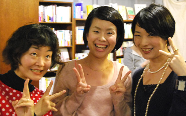 最後に、お2人と一緒に記念撮影。「変顔とかでもいいですか？」と自ら率先してやってくださいました。やったあ!!　実はわたくし、ただの1ファンです。