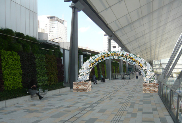 東京駅グランルーフ・クリスタルイルミネーション