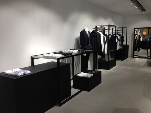 「BLACKBARRETT by Neil Barrett」シンガポールストア